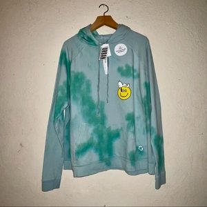 NWT Re.Purpose UO Exclusive peanuts smile eco Tie Dye